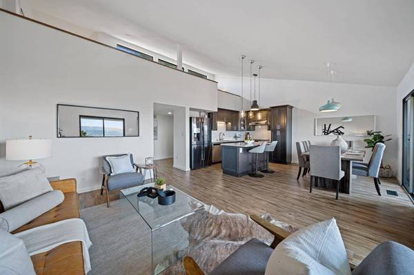 647 Stonegate DR, South San Francisco, CA 94080