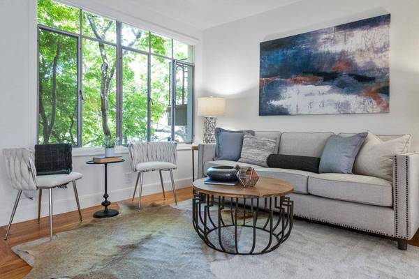 212 Lee ST, Oakland, CA 94610