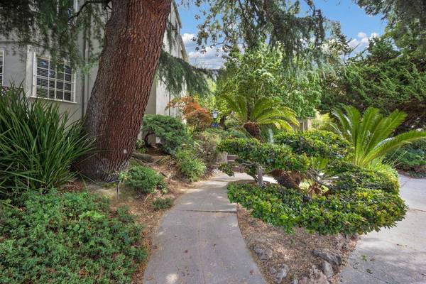 212 Lee ST, Oakland, CA 94610