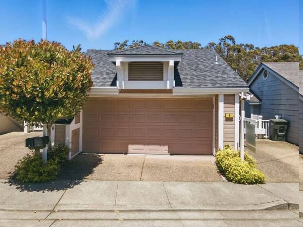 7 Moonlight CT, South San Francisco, CA 94080