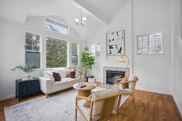 7 Moonlight CT, South San Francisco, CA 94080