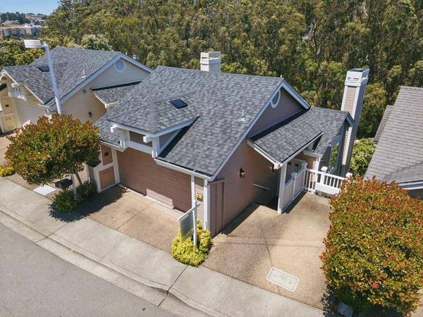 7 Moonlight CT, South San Francisco, CA 94080
