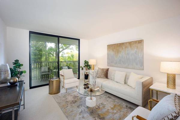 5341 Shelter Creek LN, San Bruno, CA 94066