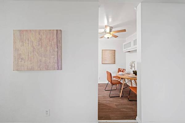 5341 Shelter Creek LN, San Bruno, CA 94066