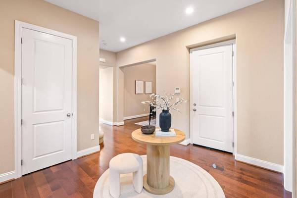 17 Estates DR, Millbrae, CA 94030