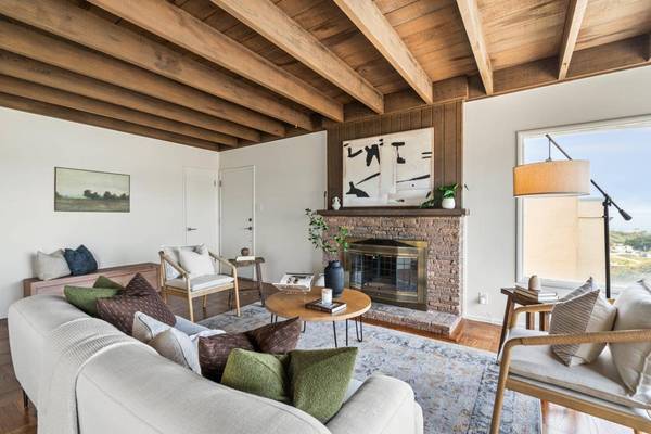 285 Skyline DR, Daly City, CA 94015