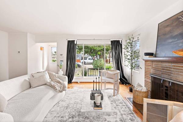 2247 Menalto AVE, East Palo Alto, CA 94303