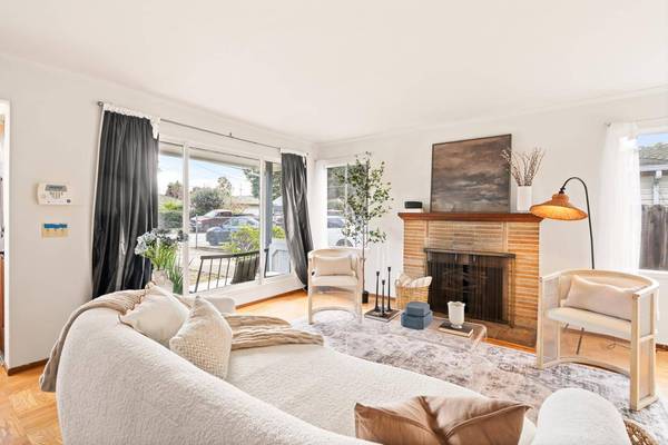 2247 Menalto AVE, East Palo Alto, CA 94303