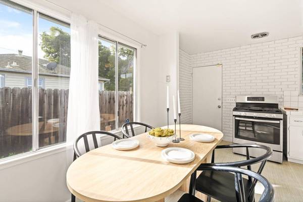 2247 Menalto AVE, East Palo Alto, CA 94303