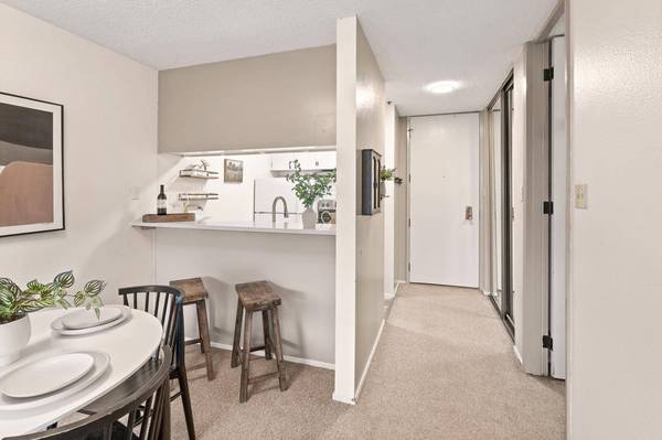 4333 Shelter Creek LN, San Bruno, CA 94066