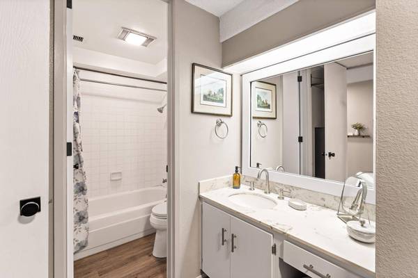 4333 Shelter Creek LN, San Bruno, CA 94066
