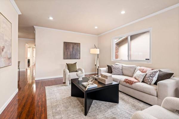 2440 Tipperary AVE, South San Francisco, CA 94080