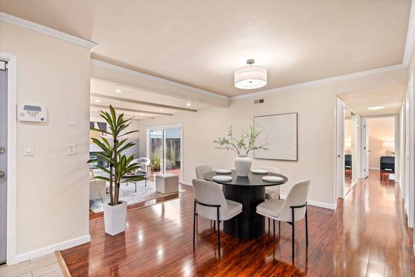 2440 Tipperary AVE, South San Francisco, CA 94080