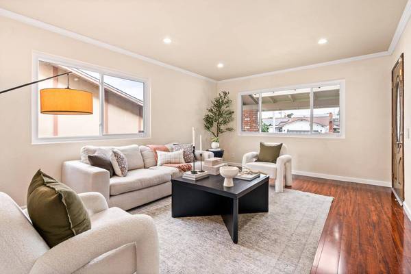 2440 Tipperary AVE, South San Francisco, CA 94080