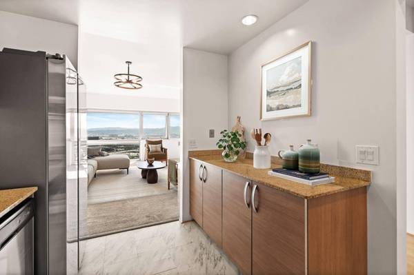 1 Mandalay PL 1007, South San Francisco, CA 94080