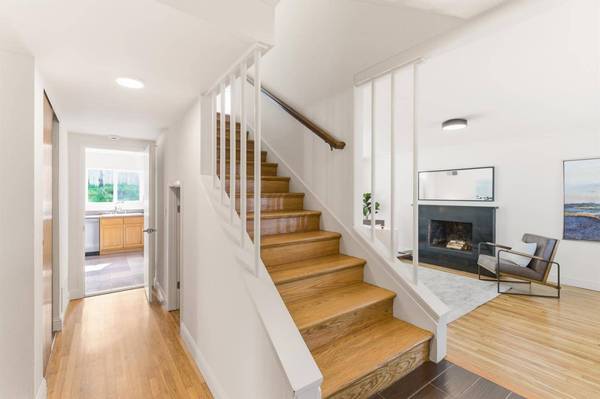 2225 Delvin WAY, South San Francisco, CA 94080