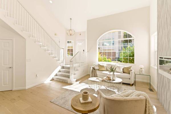 55 Buena Vista RD, South San Francisco, CA 94080