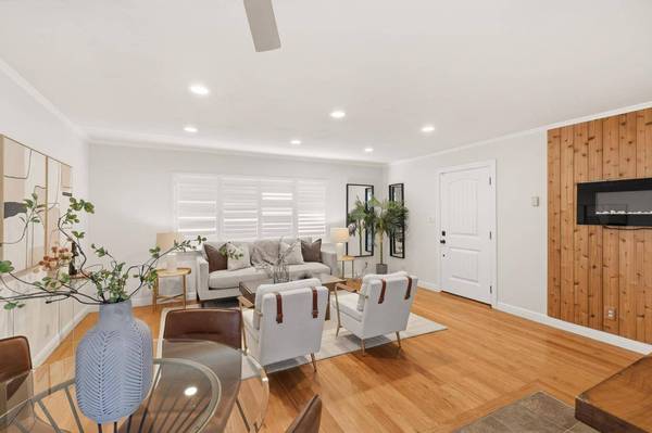 1091 15th AVE, Redwood City, CA 94063