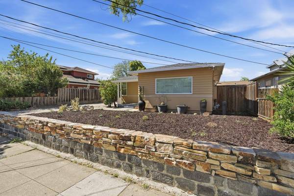 1091 15th AVE, Redwood City, CA 94063