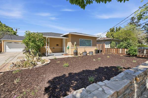 1091 15th AVE, Redwood City, CA 94063
