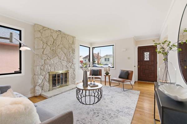 709 W Orange AVE, South San Francisco, CA 94080