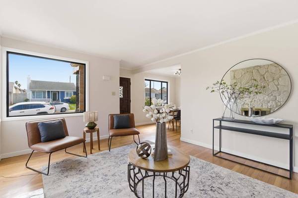 709 W Orange AVE, South San Francisco, CA 94080