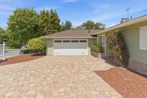 1746 Quesada WAY, Burlingame, CA 94010