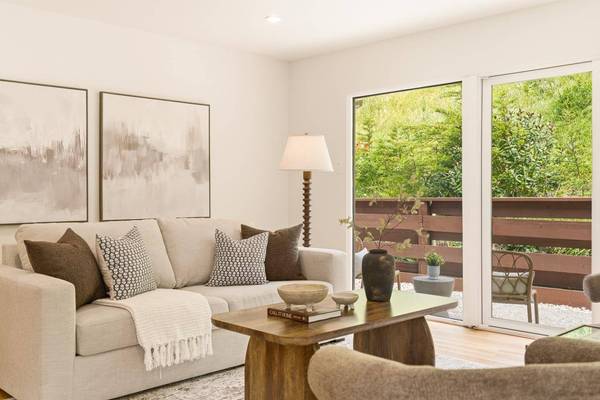 2581 Wentworth DR, San Bruno, CA 94066
