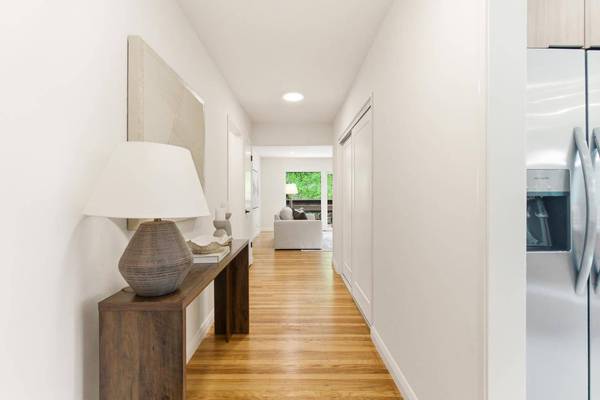 2581 Wentworth DR, San Bruno, CA 94066