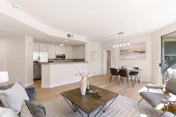 601 Baltic CIR 627, Redwood City, CA 94065