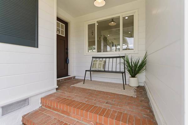 2581 Wentworth DR, San Bruno, CA 94066