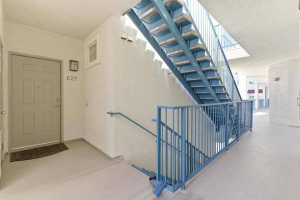 601 Baltic CIR 627, Redwood City, CA 94065