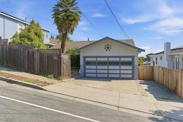 484 Monterey ST, Brisbane, CA 94005