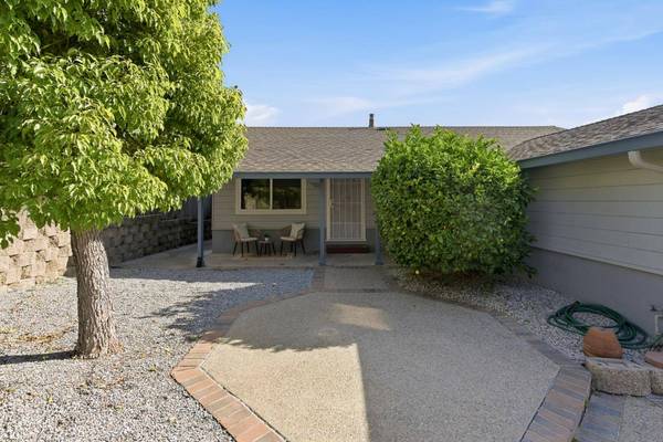 484 Monterey ST, Brisbane, CA 94005