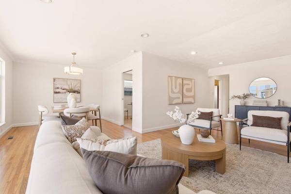 201 Springdale DR, Pacifica, CA 94044