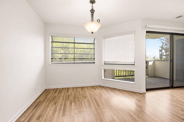21062 Gary DR 102, Hayward, CA 94546