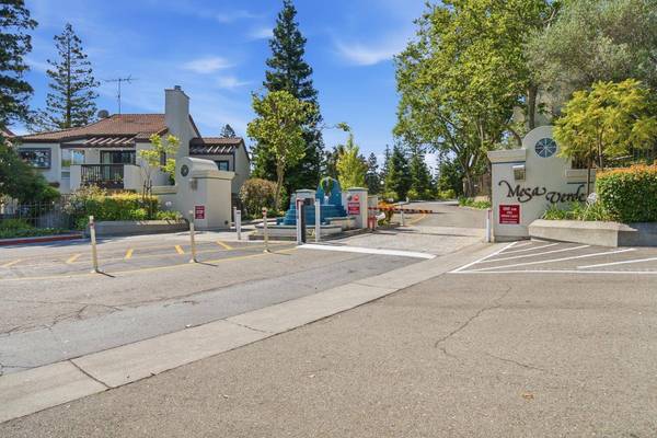 21062 Gary DR 102, Hayward, CA 94546