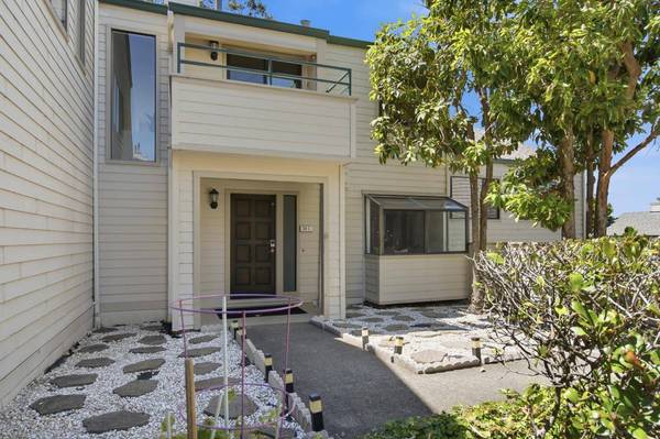 39 Appian WAY C, South San Francisco, CA 94080