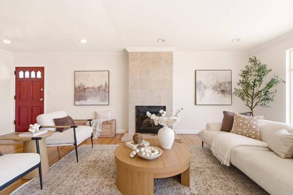 201 Springdale DR, Pacifica, CA 94044