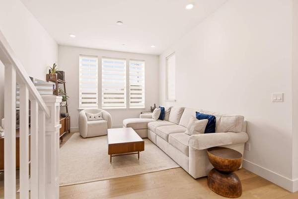 888 Broadway, Belmont, CA 94002