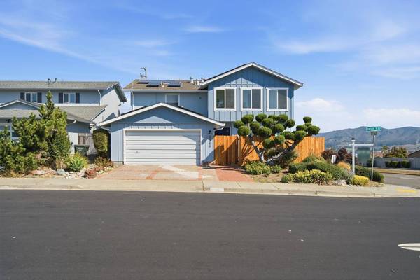 2200 Delvin WAY