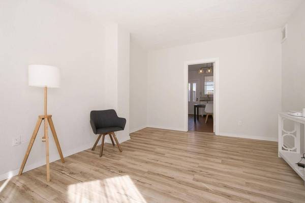 843 Santa Clara AVE, Alameda, CA 94501