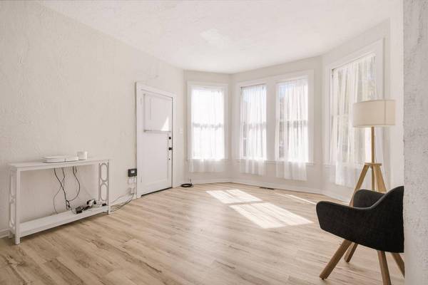 843 Santa Clara AVE, Alameda, CA 94501