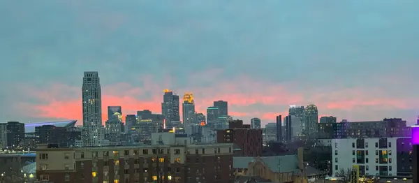 Choosing a Real Estate Agent in the Twin Cities: What You Need to Know,Travis Sabby