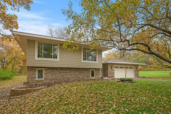 18141 Robinson CIR, Dayton, MN 55327