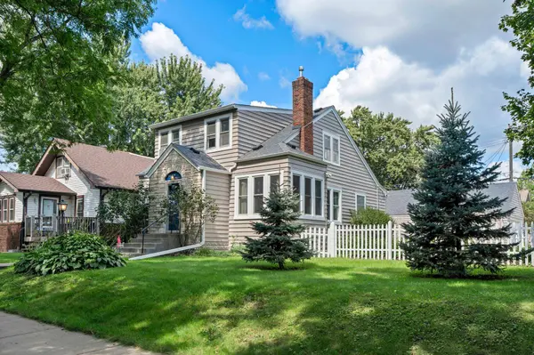 841 Sherwood AVE, Saint Paul, MN 55106