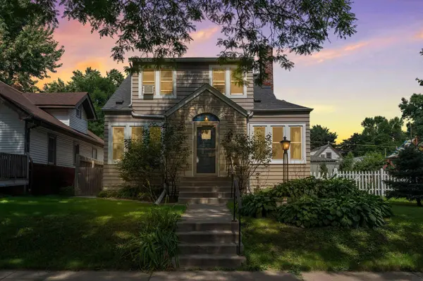 841 Sherwood AVE, Saint Paul, MN 55106