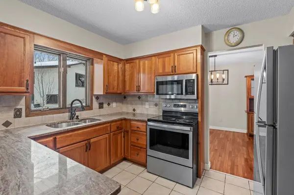 11711 Evergreen CIR NW, Coon Rapids, MN 55448