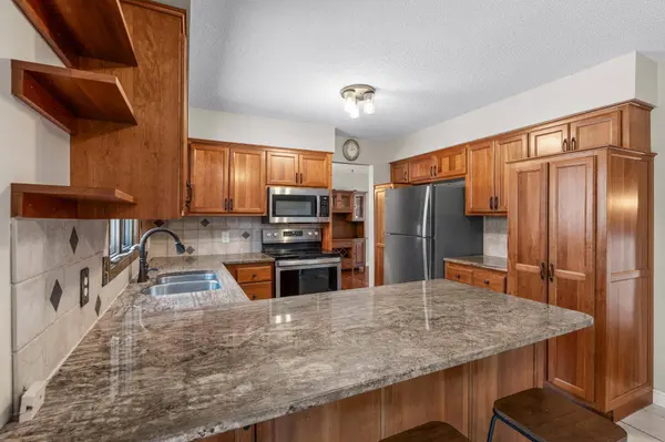 11711 Evergreen CIR NW, Coon Rapids, MN 55448