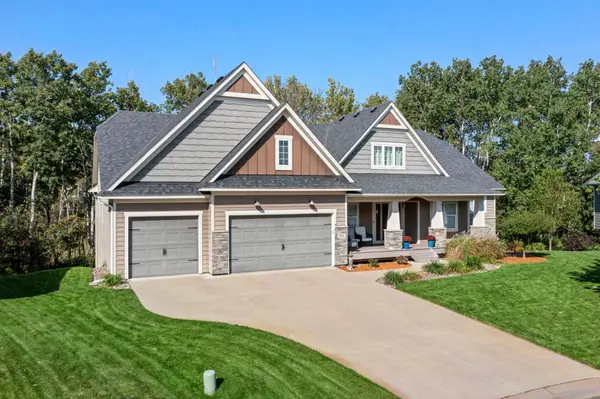 849 Fox CV, Circle Pines, MN 55014